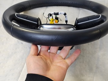 КОЖАНЫЙ РУЛЬ AUDI A4 B9 A5 8W BLADES 8W0419091FG R764