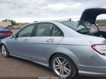 Mercedes Klasa C W205 2013 Mercedes-Benz Klasa C 2013 Mercedes-Benz C-Class 4dr Sdn C 300 Sport 4MATIC, zdjęcie 13