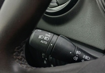 Renault Captur I Crossover Facelifting 0.9 Energy TCe 90KM 2018 Renault Captur 0.9 TCe 90KM Limited Salon PL ASO Klimatyzacja Nawigacja, zdjęcie 17