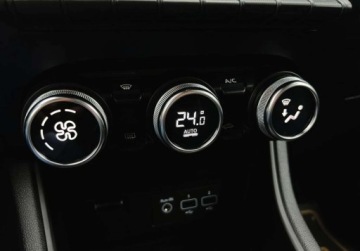 Renault Captur II Crossover 1.0 TCe 100KM 2020 Renault Captur 100 KM manual gwarancja BEZWYPADKOWY FULL LED, zdjęcie 32