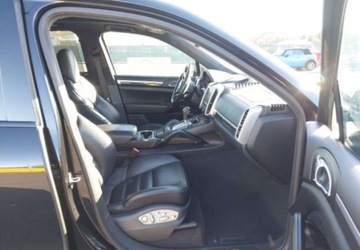 Porsche Cayenne 2016 Porsche Cayenne Auta z USA - Zapytaj o wiecej ofert 3.6 Benzyna 300KM, zdjęcie 4