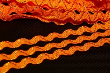 Tasiemka ZYG ZAK złota nitka 8mm 2M orange jasne