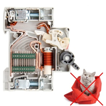 АВТОМАТИЧЕСКИЙ ВЫКЛЮЧАТЕЛЬ С ТОКОВЫМ ПРЕДОХРАНИТЕЛЕМ B16 1P 16A KOOP