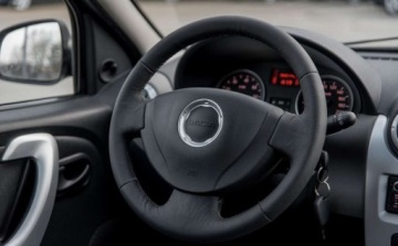 Dacia Logan I MCV 1.6 84KM 2012 Dacia Logan Dacia Logan 1.6 Ambiance 1.6 Benzyna 84KM, zdjęcie 14