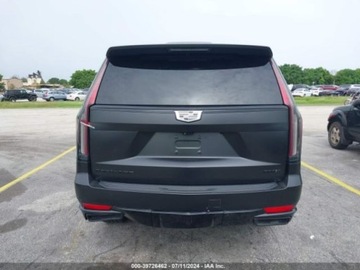 Cadillac Escalade III 2021 Cadillac Escalade 2021 3.0l 3.0 Diesel 277KM, zdjęcie 3