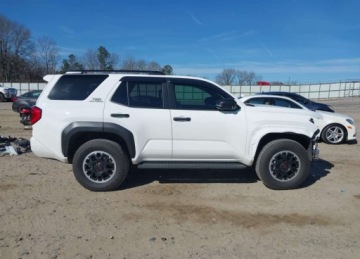 Toyota 2025 Toyota 4-Runner TDR Off Road Premium, od ubezpieczalni 2.4 Benzyna 278KM, zdjęcie 1