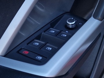 Audi Q3 II SUV 1.5 35 TFSI 150KM 2024 Audi Q3 35 TFSI mHEV Advanced Stronic 150 KM/Kamer, zdjęcie 20