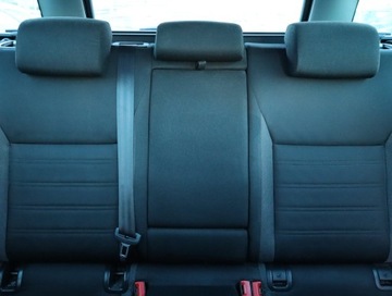 Skoda Octavia III Kombi Facelifting 1.6 TDI 115KM 2018 Skoda Octavia 1.6 TDI, Navi, Klima, Klimatronic, zdjęcie 9