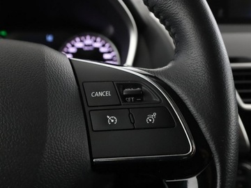 Mitsubishi Eclipse Cross SUV 1.5 T 163KM 2018 Mitsubishi Eclipse Cross grzane fotele kamera, zdjęcie 28