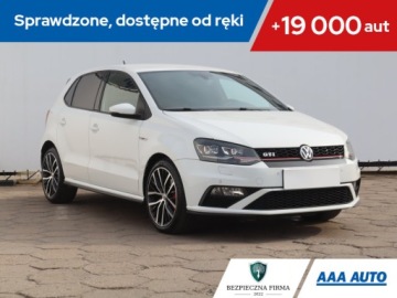 Volkswagen Polo V 2014