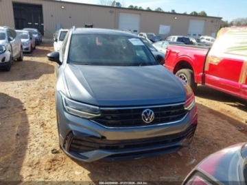 Volkswagen Tiguan II 2022 Volkswagen Tiguan 2022 Volkswagen Tiguan 2.0T SE R-Line Black FWD 2.0 184KM, zdjęcie 7