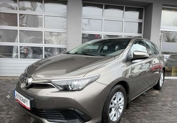 Toyota Auris II Hatchback 5d Facelifting 1.33 Dual VVT-i 99KM 2016 Toyota Auris salon Polska, serwis ASO Toyota, 58 tys km, czujniki park., G, zdjęcie 19