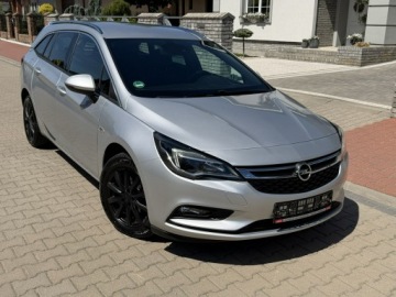 Opel Astra K 2017 Opel Astra K Dynamic 2017 1.4 Benzyna 150 KM