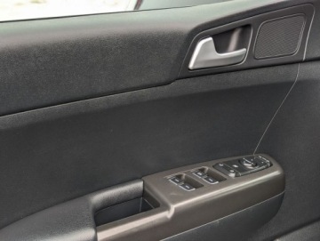 Kia Sportage III SUV Facelifting 1.7 CRDi 115KM 2016 Kia Sportage Navi Kamera Podgrzewane fotele i kierownica Serwis Gwarancja, zdjęcie 19