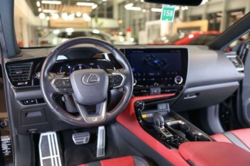 Lexus NX II SUV 350h 242KM 2022 Lexus NX 350h F Sport AWD 2.5 Hybryda 243KM, zdjęcie 24