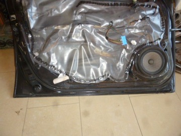 DVEŘE LEVÝ STRANA SUZUKI SX4 FIAT SEDICI