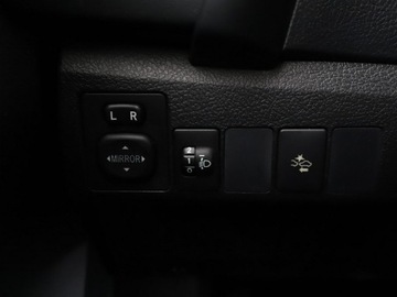 Toyota Auris II Hatchback 5d Facelifting 1.2 D-4T 116KM 2016 Toyota Auris Historia serwisowa Navi Klimatyzacja, zdjęcie 30