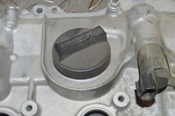 TOYOTA PRIUS W3 1.8 HYBRID 2012 2ZR KRYT VENTILU