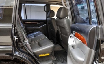 Toyota Land Cruiser IV 3.0 D-4D 173KM 2007 Toyota Land Cruiser 3,0D-4D Bezwypadkowy Salon PL 3.0 Diesel 173KM, zdjęcie 11