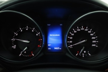 Toyota Avensis III Sedan Facelifting 2015 1.6 Valvematic 132KM 2015 Toyota Avensis 1.6 Valvematic, Salon Polska, zdjęcie 11