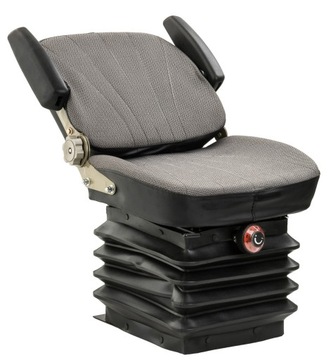 МТЗ Беларус полное сиденье с подлокотниками.