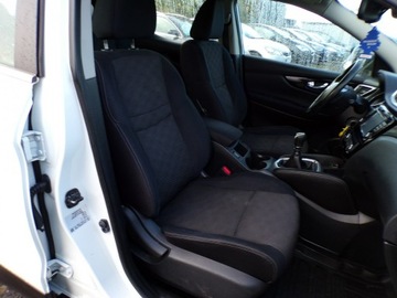 Nissan Qashqai II Crossover 1.6 dCi 130KM 2014 Nissan Qashqai Klimatronic /4x4/Navi /Led / 1,6, zdjęcie 30
