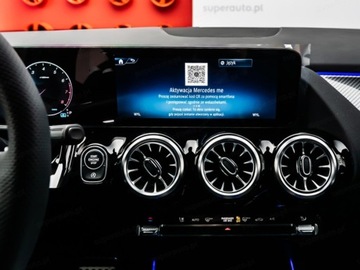 Mercedes GLA II Off-roader Facelifting 1.3 200 163KM 2025 MERCEDES-BENZ GLA 200 AMG Line Suv 1.3 (163KM) 2025, zdjęcie 9