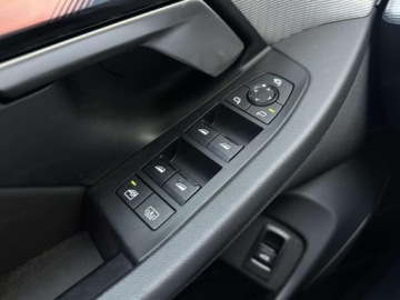 BMW Seria 5 G90-91 Touring 2.0 520d 197KM 2025 BMW Seria 5 520d xDrive Sport Sedan 2.0 (197KM) 2025, zdjęcie 11