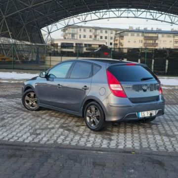 Hyundai i30 I Hatchback 1.4 109KM 2010 Hyundai i30 1.4 Blue Classic, zdjęcie 13
