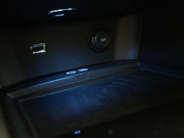 Peugeot 3008 II Crossover 2.0 BlueHDi 180KM 2017 Peugeot 3008 GT Line automat panorama 180KM navi, zdjęcie 28