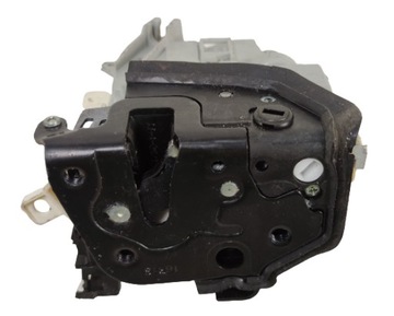 AUDI A3 A4 Q5 ZAMEK DRZWI PRAWY TYŁ 8K0839016H