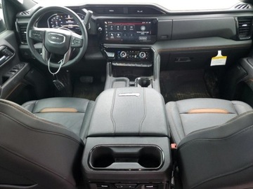  GMC Sierra K2500 AT4 2024 6.6l 6.6 Diesel 470KM, zdjęcie 8