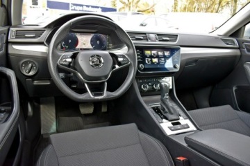 Skoda Superb III Liftback Facelifting 2.0 TSI 190KM 2023 Škoda Superb Skoda Superb Bezwypadkowy / Salon, zdjęcie 9