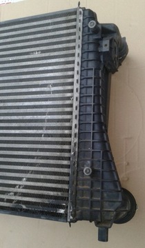 Chłodnica wody intercooler wentylator Passat B6 3CO 1,9 TDI