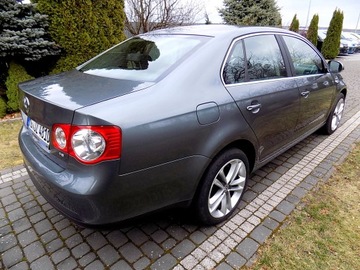 Volkswagen Jetta VI 2007 VOLKSWAGEN JETTA V 1,6 FSI 115 KM 184 TYŚ. KM, zdjęcie 6