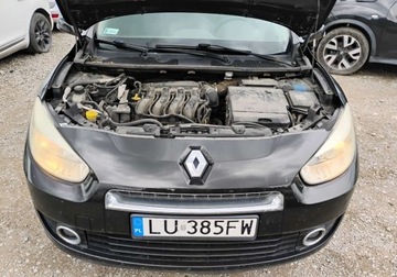 Renault Fluence Sedan 1.6 16V 110KM 2010 Renault Fluence 2010r, 1.6 Benzyna. Lekko uszkodzony lewy tyl. Jezdzi., zdjęcie 4