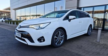 Toyota Avensis III Wagon Facelifting 2015 2.0 D-4D 143KM 2016 Toyota Avensis 2.0 Diesel 143KM, zdjęcie 4