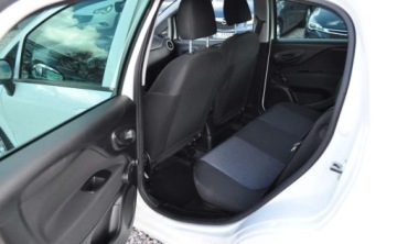 Fiat Punto Punto 2012 Hatchback 3d 1.2 69KM 2016 Fiat Punto Klimatyzacja Elektryczne Szyby 1.2 Benzyna 69KM, zdjęcie 17