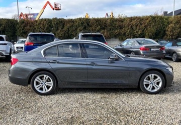 BMW Seria 3 F30-F31-F34 Limuzyna Facelifting 2.0 330i 252KM 2018 BMW Seria 3 Samochod z gwarancja 2.0 Benzyna 252KM, zdjęcie 6