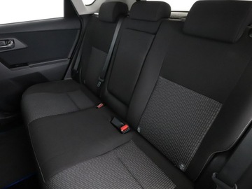 Toyota Auris II Hatchback 5d 1.8 HSD 136KM 2014 Toyota Auris HEV klima auto kamera i czujniki, zdjęcie 16