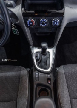 Toyota 2021 Toyota Yaris Cross 1.5 Comfort CVT 1.5 Benzyna 125KM, zdjęcie 22