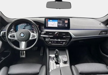 BMW Seria 5 G30-G31 Limuzyna Facelifting 2.0 520d 190KM 2022 BMW Seria 5 2.0 Diesel 190KM, zdjęcie 11