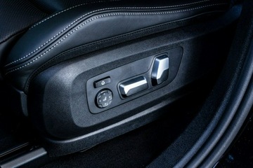 BMW X6 G06 SUV Facelifting 3.0 30d 298KM 2025 BMW X6 xDrive30d, Dostępny od ręki!, zdjęcie 12