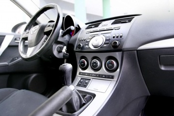 Mazda 3 II Hatchback 1.6 MZR 105KM 2010 Mazda 3 1.6 105PS/Klimatronic/ Parktronic, zdjęcie 9