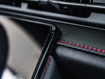 Lexus LBX 1.5 Hybrid 136KM 2025 Od ręki - Emotion 1.5 Hybrid 136KM | Wirtualny kokpit!, zdjęcie 11