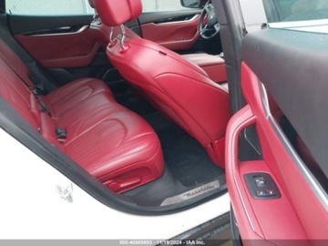 Maserati Levante 2018 Maserati Levante Granlusso 2018 3.0l 3.0 Benzyna 345KM, zdjęcie 12