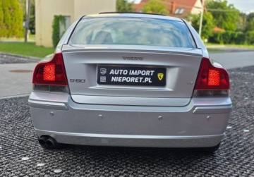 Volvo S60 I 2.4 i 20V T5 260KM 2005 Volvo S60 Rezerwacja T5 2,4 T R5 260KM Manual 6-biegow 2.4 Benzyna, zdjęcie 9
