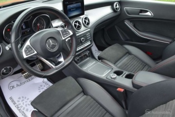 Mercedes CLA C117 Shooting Brake Facelifting 2.0 220 184KM 2017 Mercedes-Benz CLA CLA 220 4-MATIC 184KM Shooting-Brake AMG Panorama Salon, zdjęcie 18
