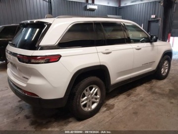 Jeep 2023 Jeep Grand Cherokee Laredo, 2023r., 4x4, 3.6L 3.6 Benzyna 293KM, zdjęcie 2