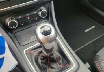 Mercedes Klasa A W176 Hatchback 5d Facelifting 180 122KM 2015 Mercedes-Benz Klasa A AMG sport line Super wyposazenie Super stan 1.6, zdjęcie 33
